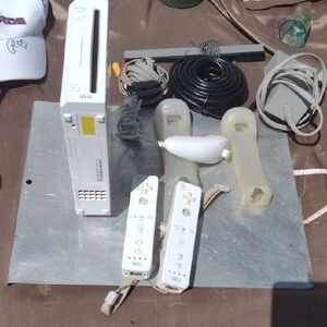 Nintendo Wii Console with Controllers&Game